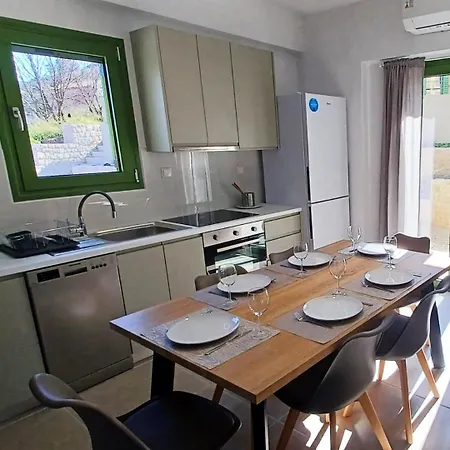 Miliasia 別荘 Kondaraíni